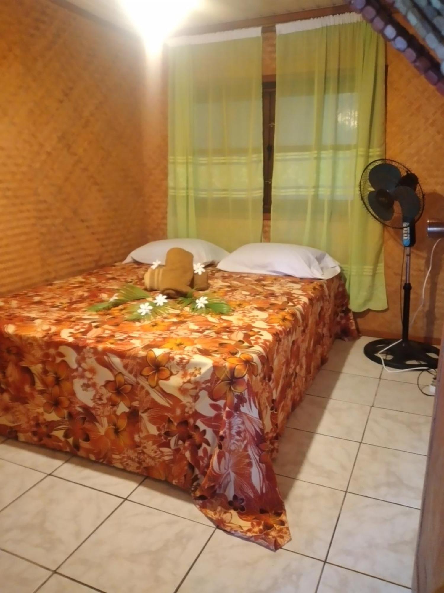 Bed and Breakfast Maupiti Authentique Te-Fare-Arii Exterior foto